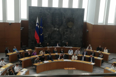 Nacionalni_otroski_parlament_04